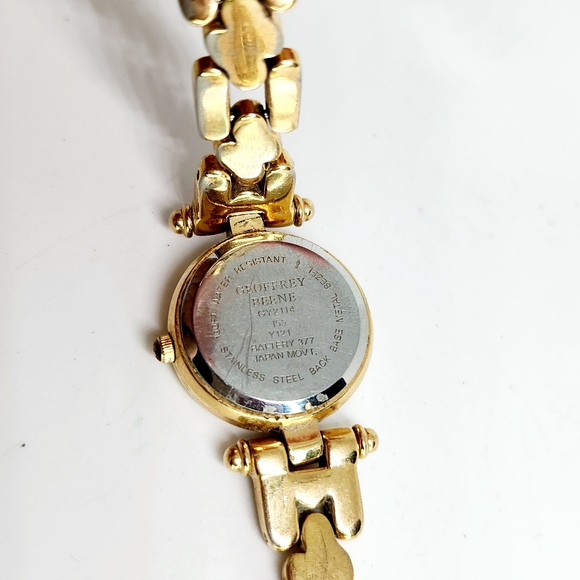 Gruen Geoffrey Beene Womans Quartz Watch 155 y121 Vtg Gold Tone Link New Battery - Picture 4 of 6